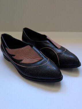 SUPER RARE Unique Handmade Black/Pink Flats from Geneva, Switzerland size 38/7.5